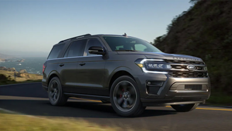 Why the 2022 Ford Expedition Stealth Performance Is the Best Big SUV Post