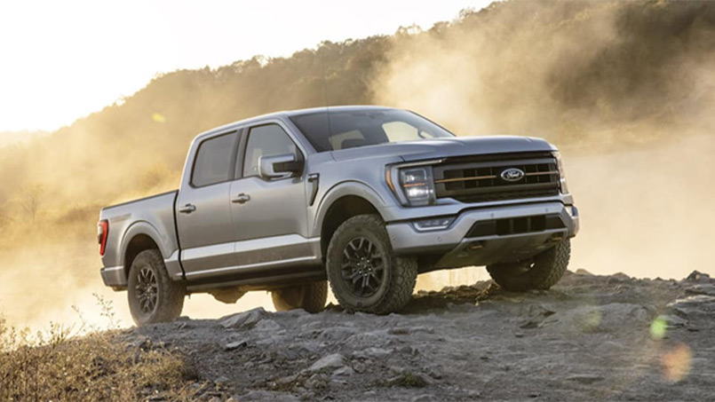 Here’s Why the 2023 Ford F-150 Outperforms Its Competitors Post